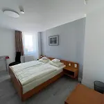 Hotel & Restaurant Friedrichshoehe *