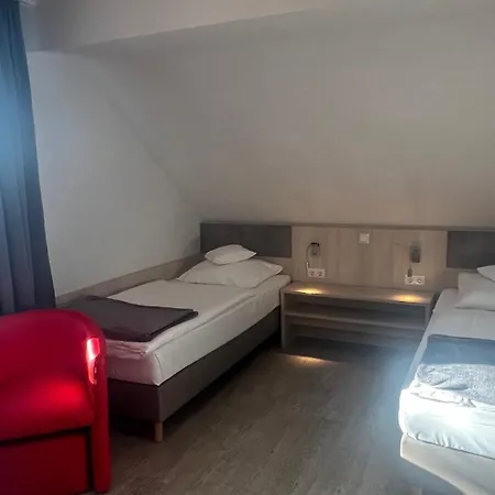 & Restaurant Friedrichshoehe Hotel