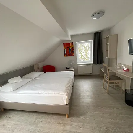 & Restaurant Friedrichshoehe * Braunschweig