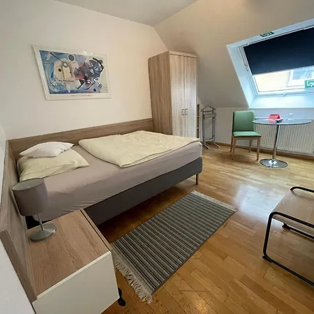 Hotel & Restaurant Friedrichshoehe *