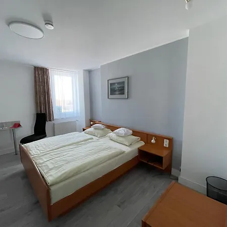 Hotel & Restaurant Friedrichshoehe *