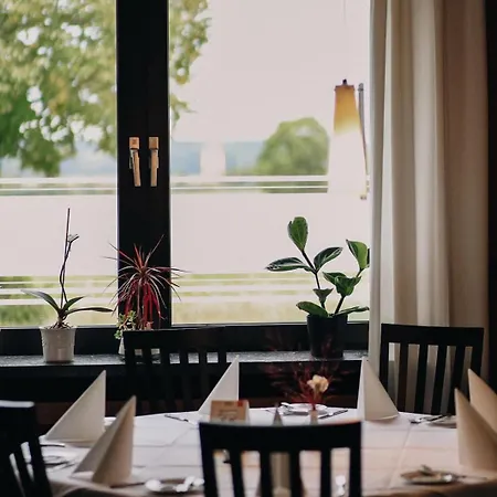 Hotel & Restaurant Friedrichshoehe