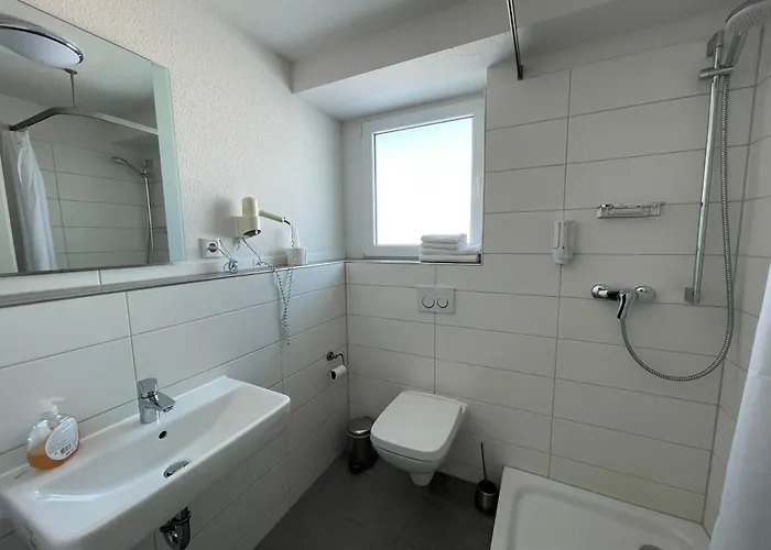 Hotel&restaurant Friedrichshöhe Hotel *